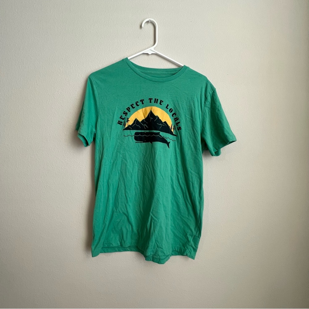 Old Navy Graphic T-Shirt